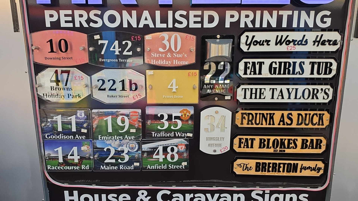 House & Caravan 2 piece sign